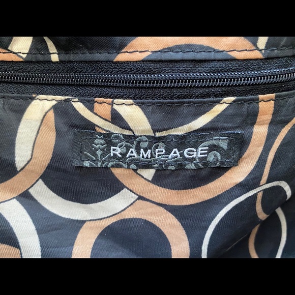 RAMPAGE HOBO BAG - Picture 5 of 10